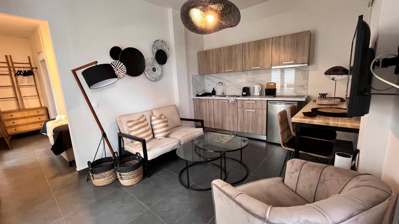 Le Sirene Apartments スキアトスタウン エクステリア 写真