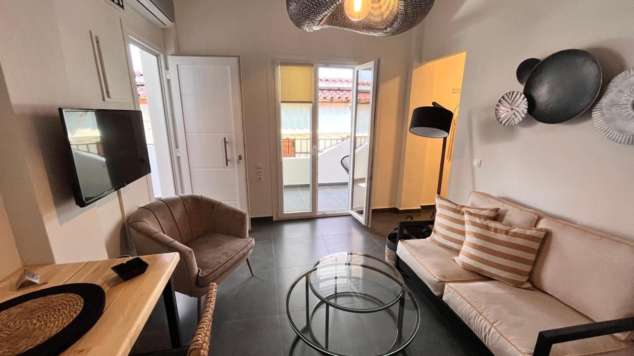 Le Sirene Apartments スキアトスタウン エクステリア 写真